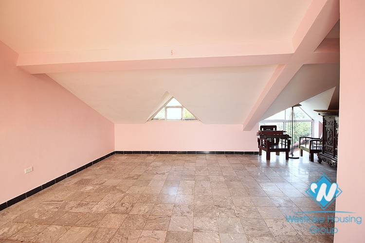 Renovated 4 beds house with lake view for rent in Tu Hoa area, Tay Ho